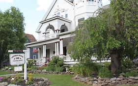 Victorian Charm Inn
