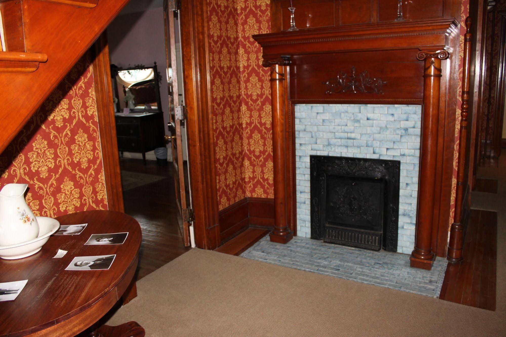 Victorian Charm Inn Towanda Exterior foto